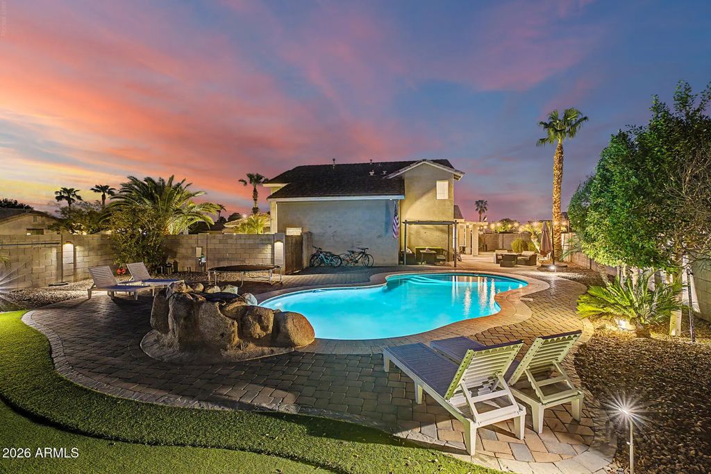 16413 W Sandra Lane, Surprise