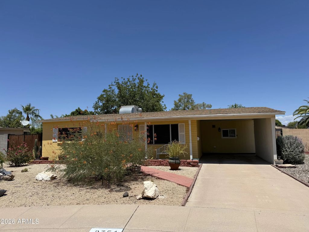 2354 E Betty Elyse Lane, Phoenix