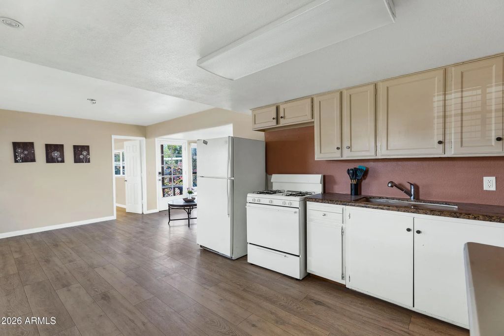 7660 E Mckellips Road (unit 82), Scottsdale