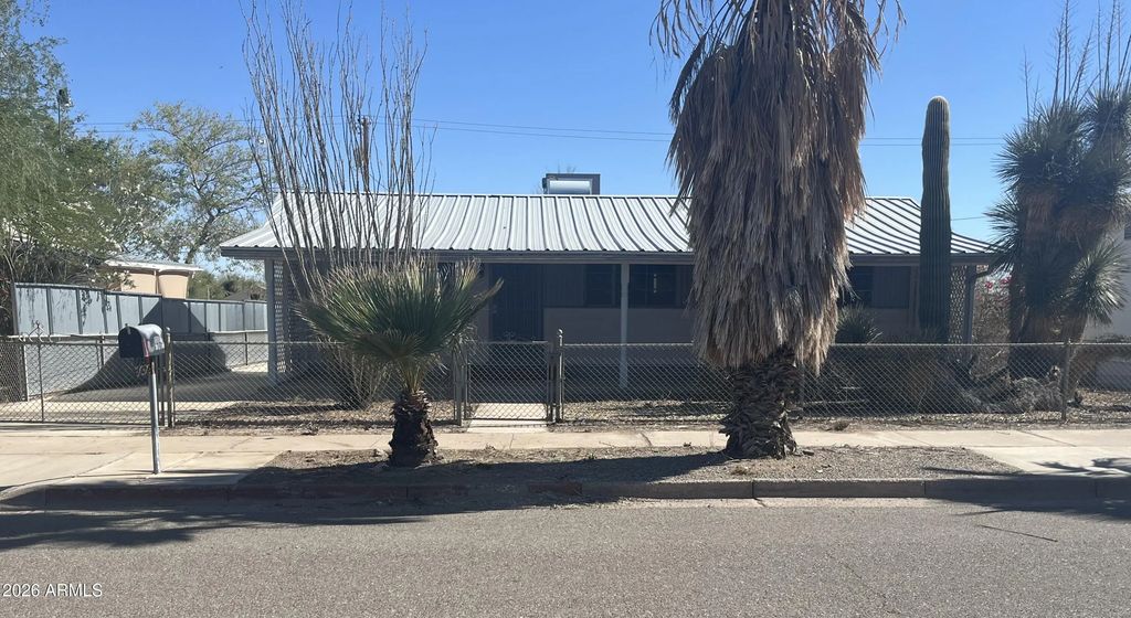 311 E 2nd Avenue, Ajo