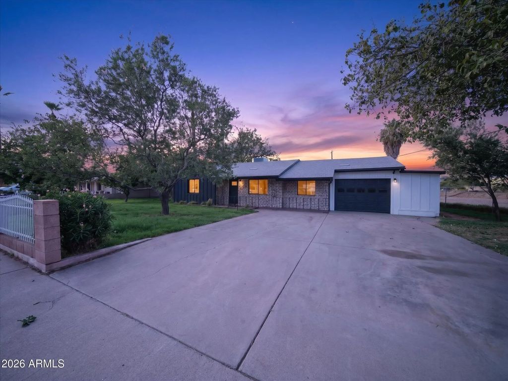 1712 E Whitton Avenue, Phoenix