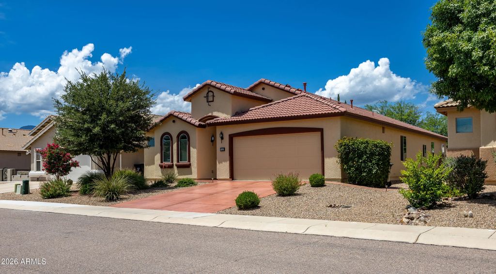1898 Oak Winds Drive, Sierra Vista
