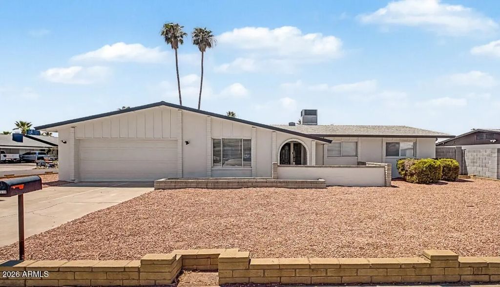 4519 W Paradise Drive, Glendale