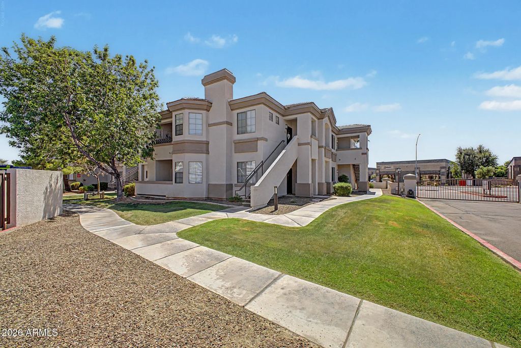 1941 S Pierpont Drive (unit 1044), Mesa