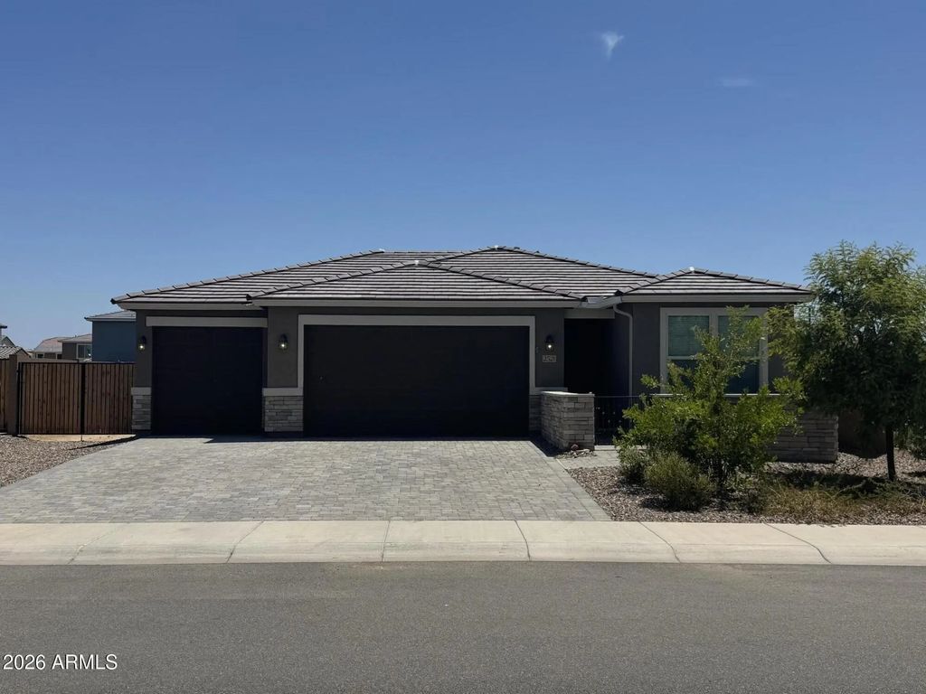 2521 S 180th Drive, Goodyear