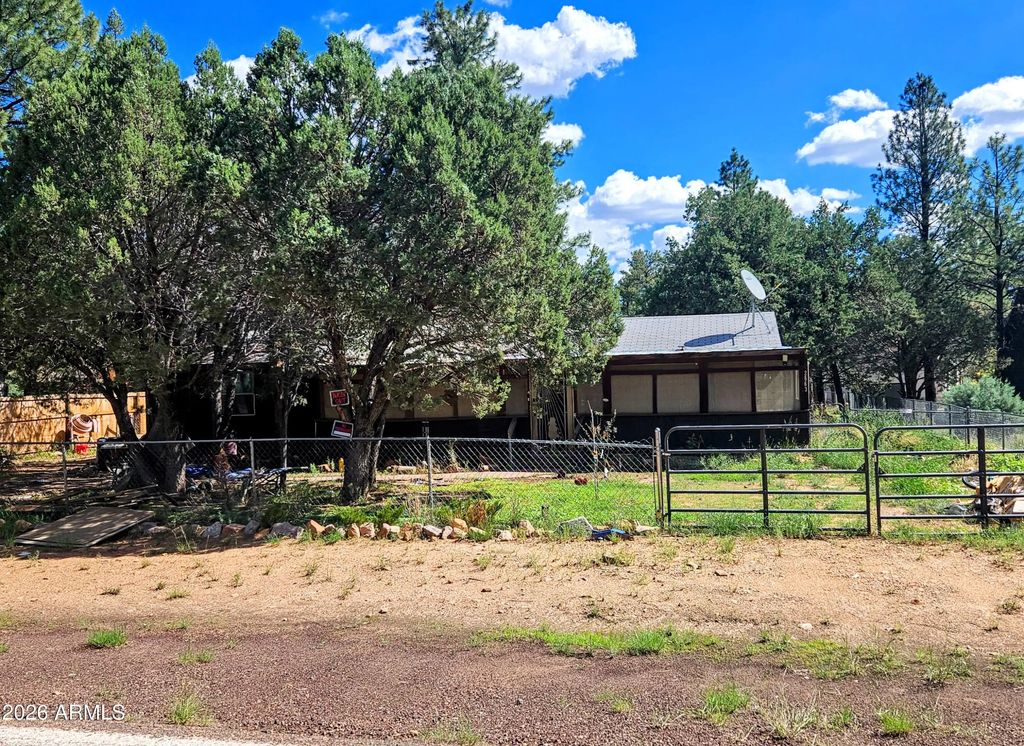 2863 Pine Rim Road, Overgaard