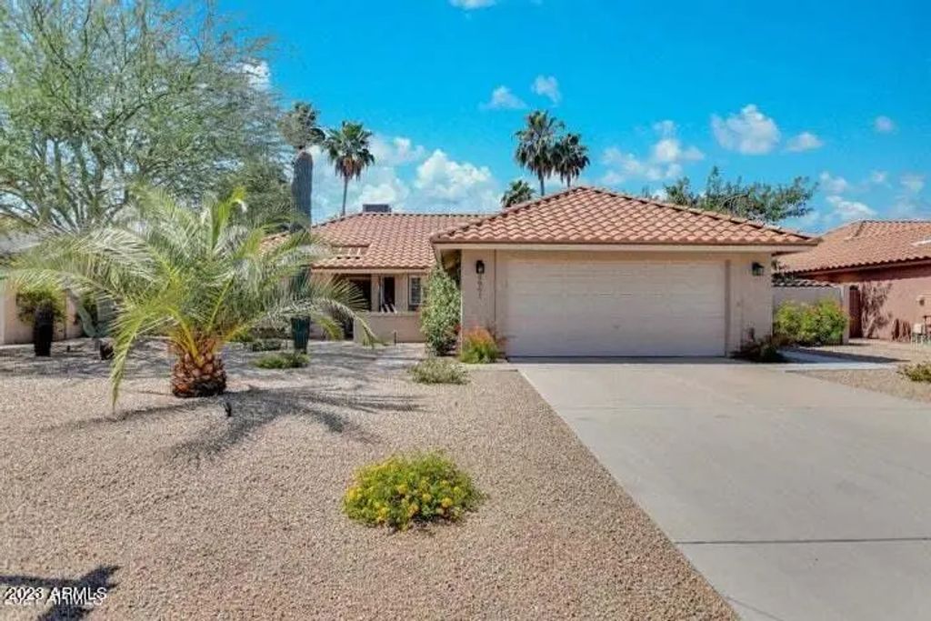 5801 E Paradise Lane, Scottsdale