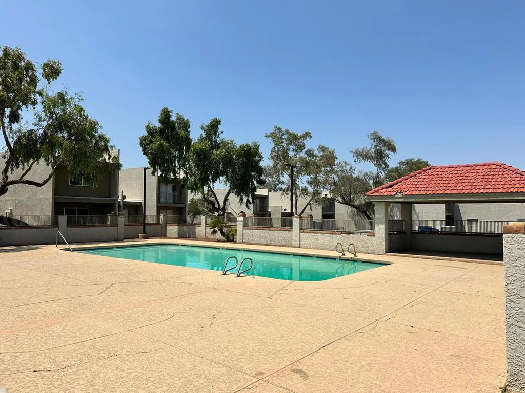 2801 E Monte Cristo Avenue (unit 201), Phoenix