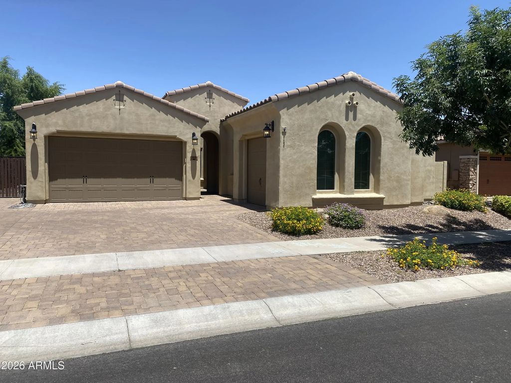 2948 E Maplewood Street, Gilbert