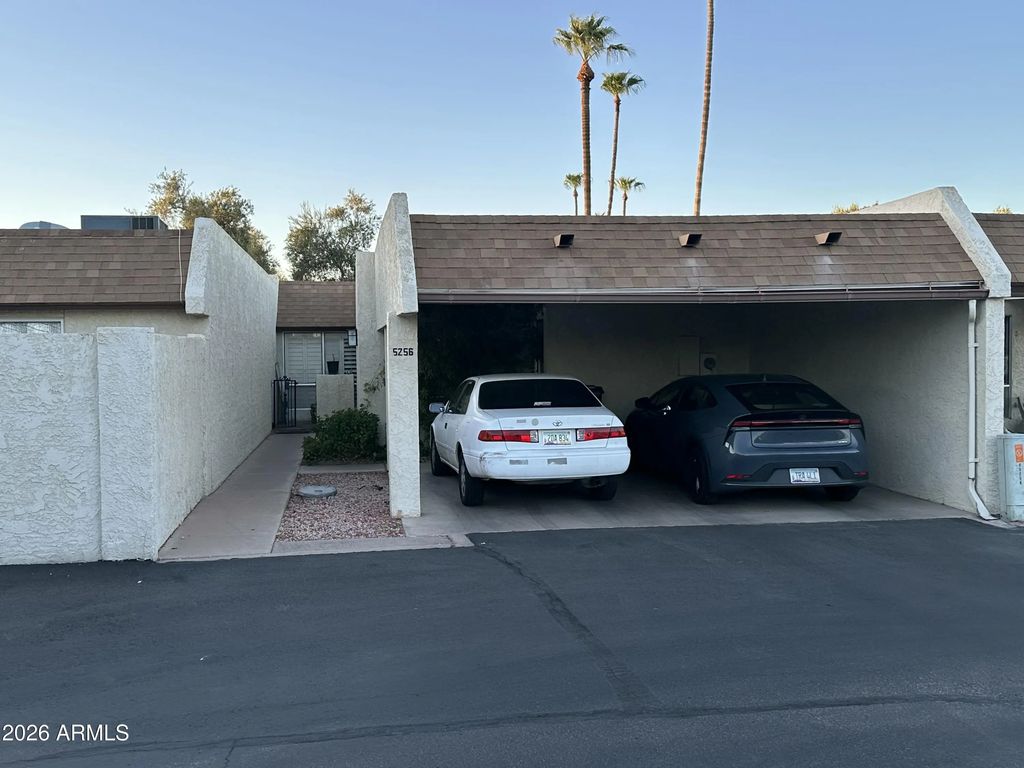 5256 S Monaco Drive, Tempe