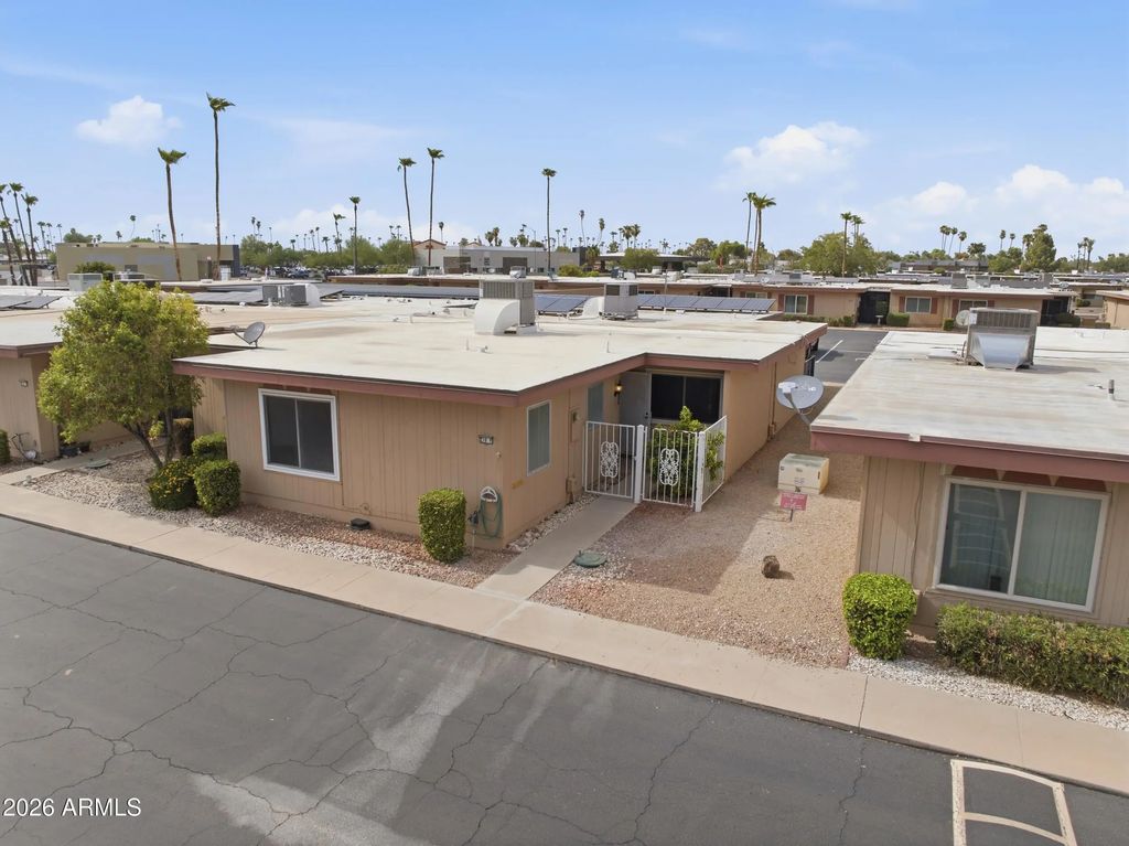 13216 N 98th Avenue (unit P), Sun City