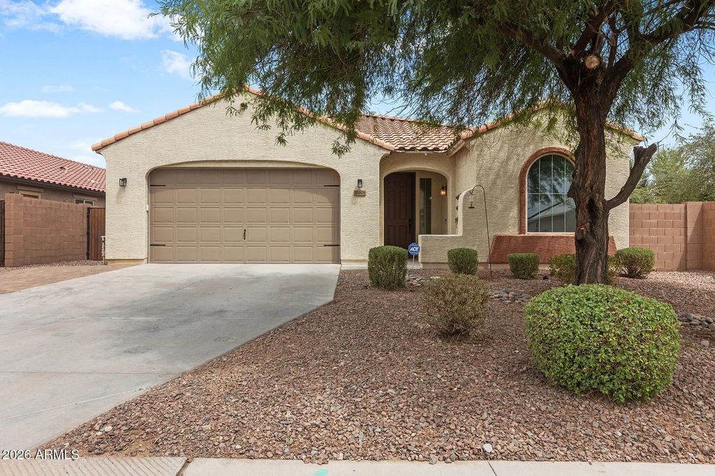 18608 W Lupine Avenue, Goodyear
