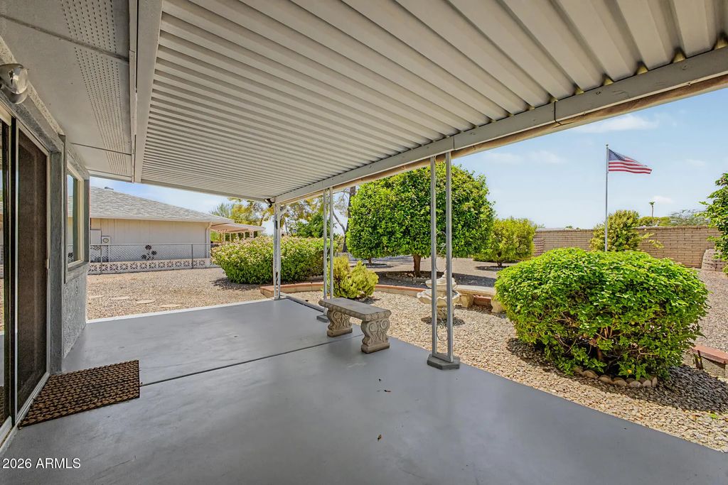16022 N Lakeforest Drive, Sun City