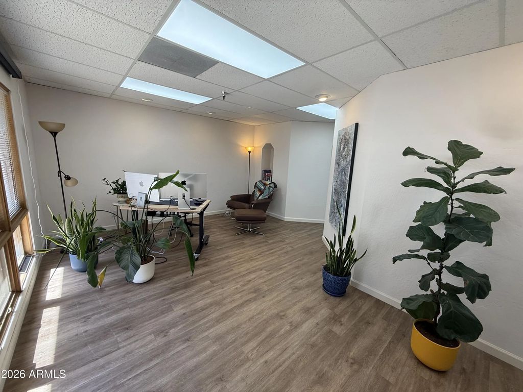 2155 W State Route 89a -- (unit 211), Sedona