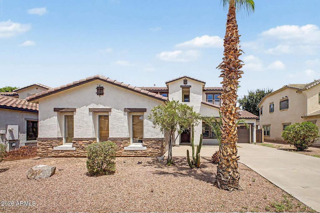 19668 E Carriage Way, Queen Creek
