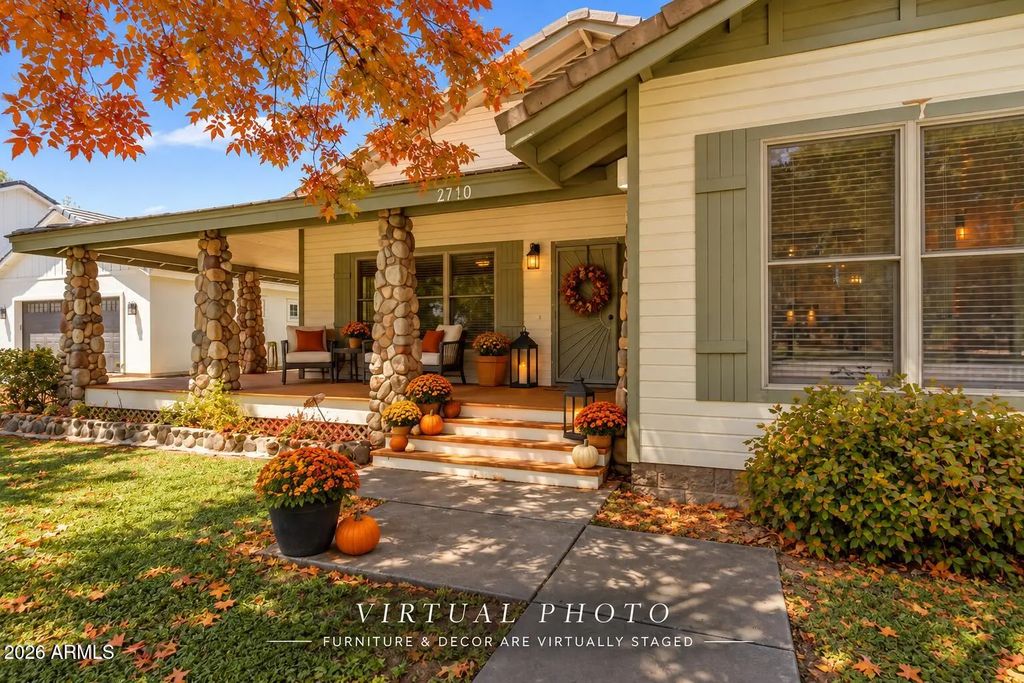 2720 W Harvest Groves Lane, Phoenix