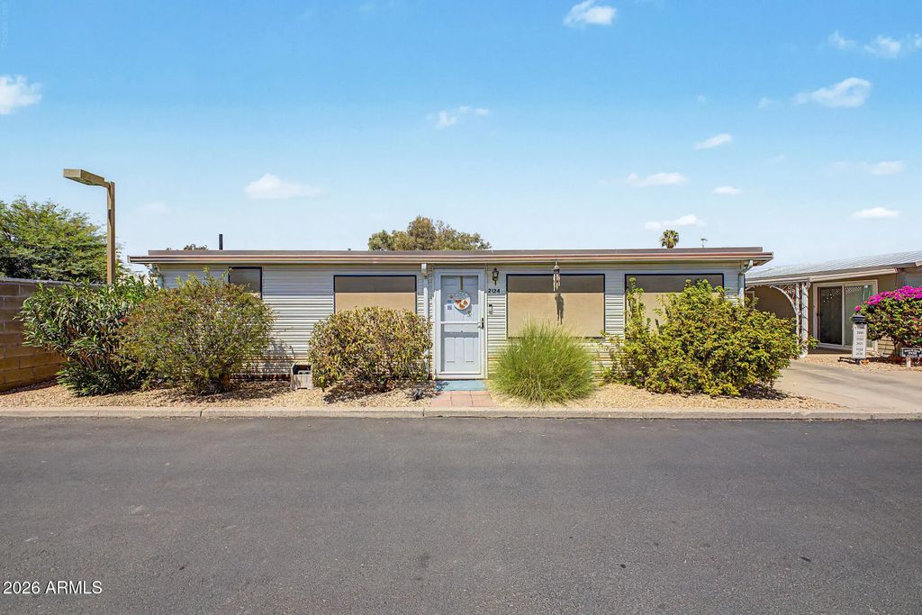 17200 W Bell Road (unit 2124), Surprise