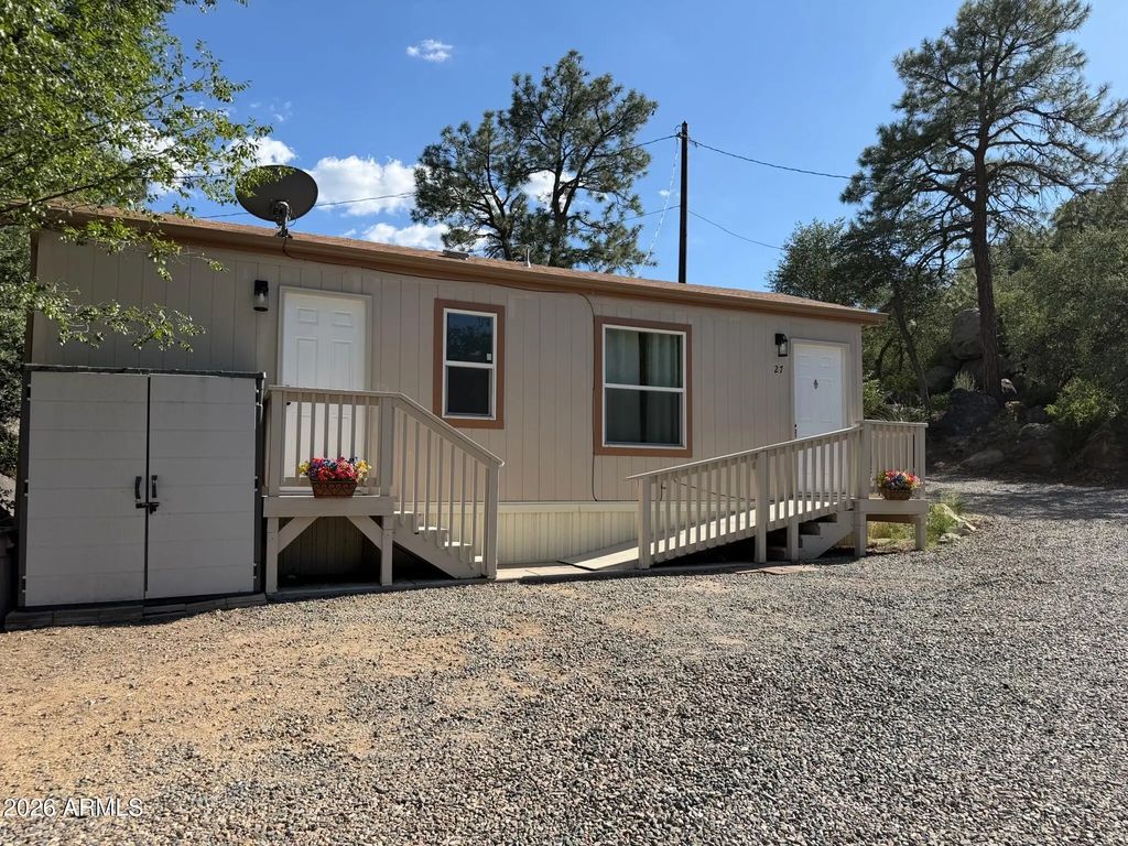615 West Street (unit 27), Prescott