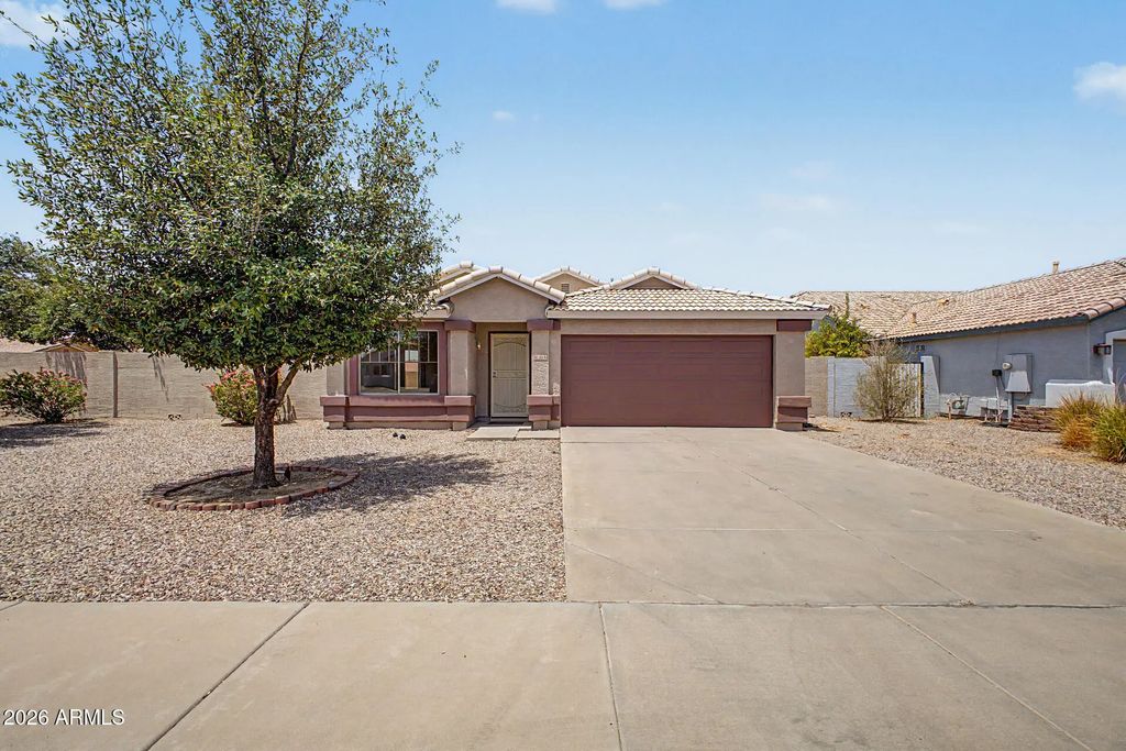 3866 S Joshua Tree Lane, Gilbert
