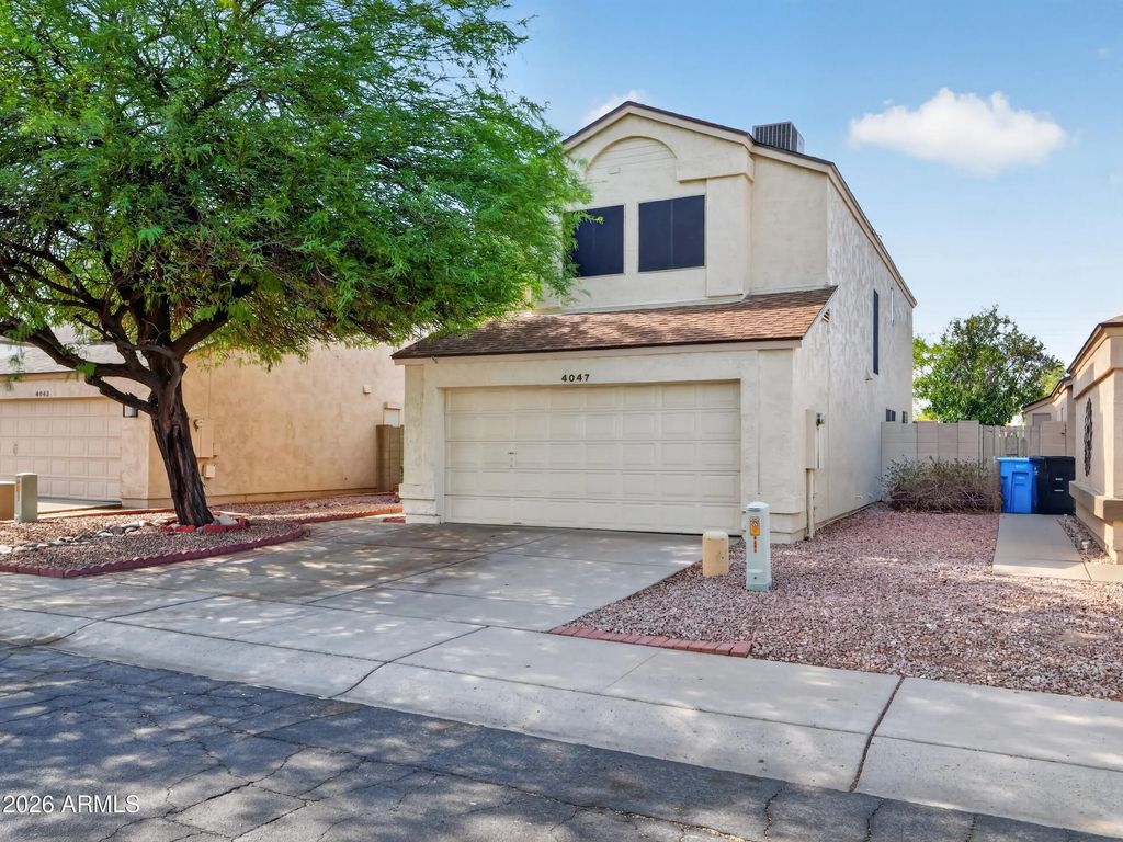 4047 W Whispering Wind Drive, Glendale