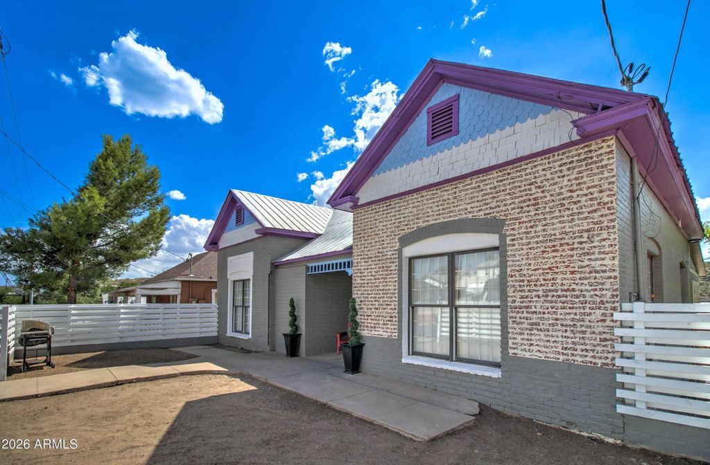 258 S Sutherland Street, Globe
