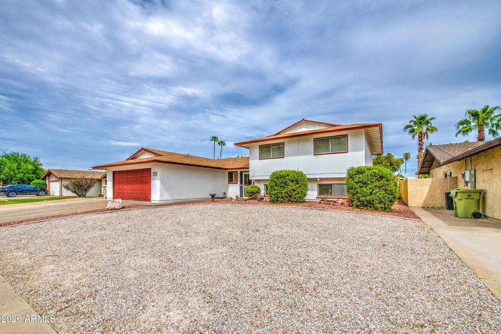 15613 N 57th Drive, Glendale