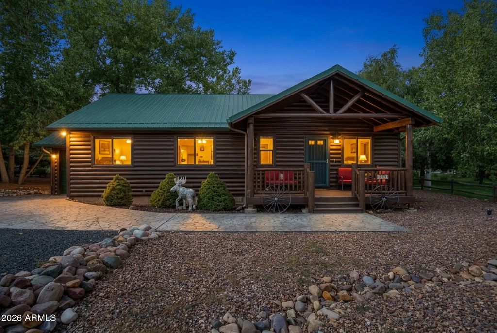 2334 S Buffalo Loop, Overgaard
