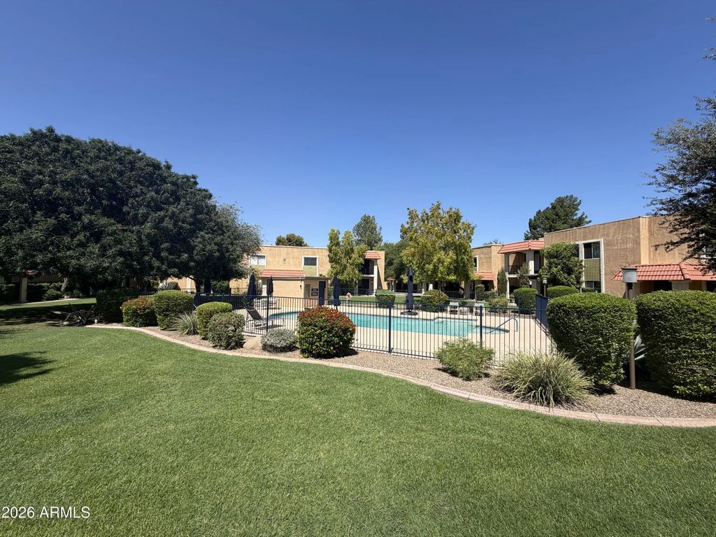 601 E Palo Verde Drive (unit 27), Phoenix