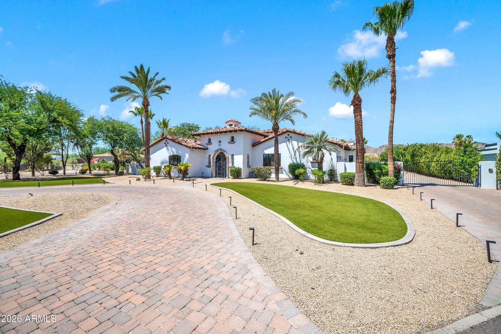 5210 E Via Los Caballos Lane, Paradise Valley