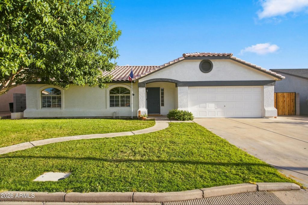 8123 E Des Moines Street, Mesa