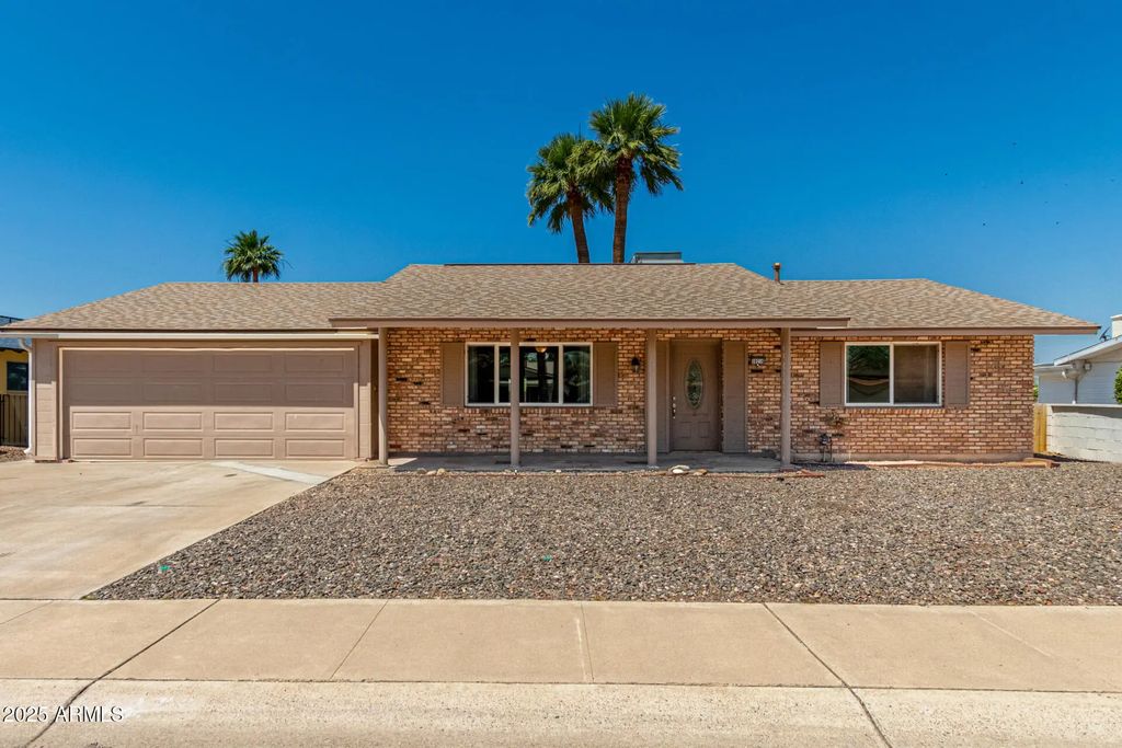 10216 N 110th Avenue, Sun City