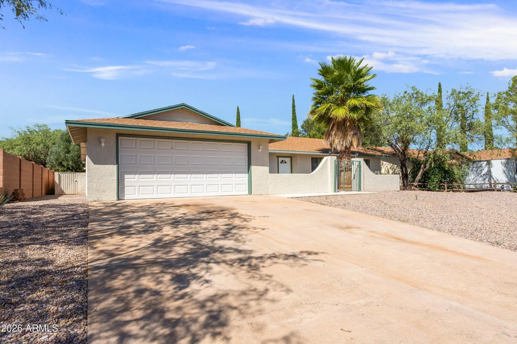 2450 Player Avenue, Sierra Vista
