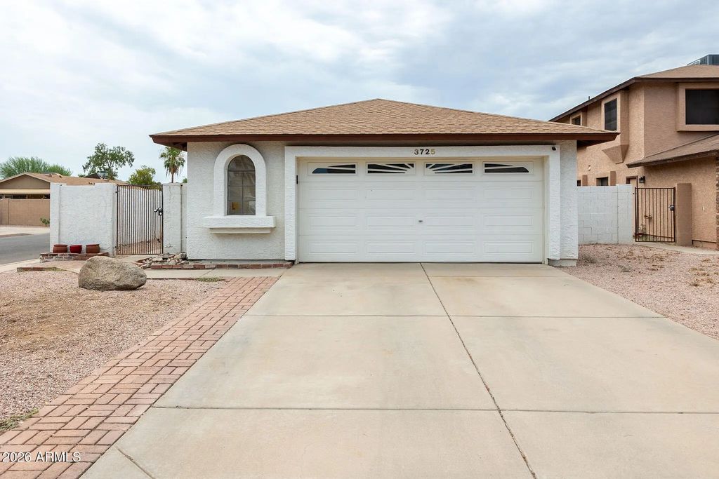 3725 W Bluefield Avenue, Glendale