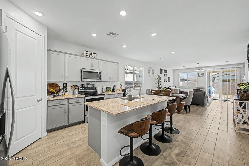 18261 W Poston Drive, Surprise