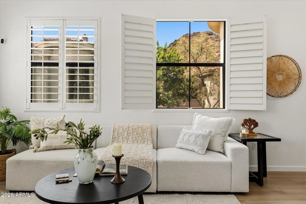 10055 N 142nd Street (unit 2340), Scottsdale