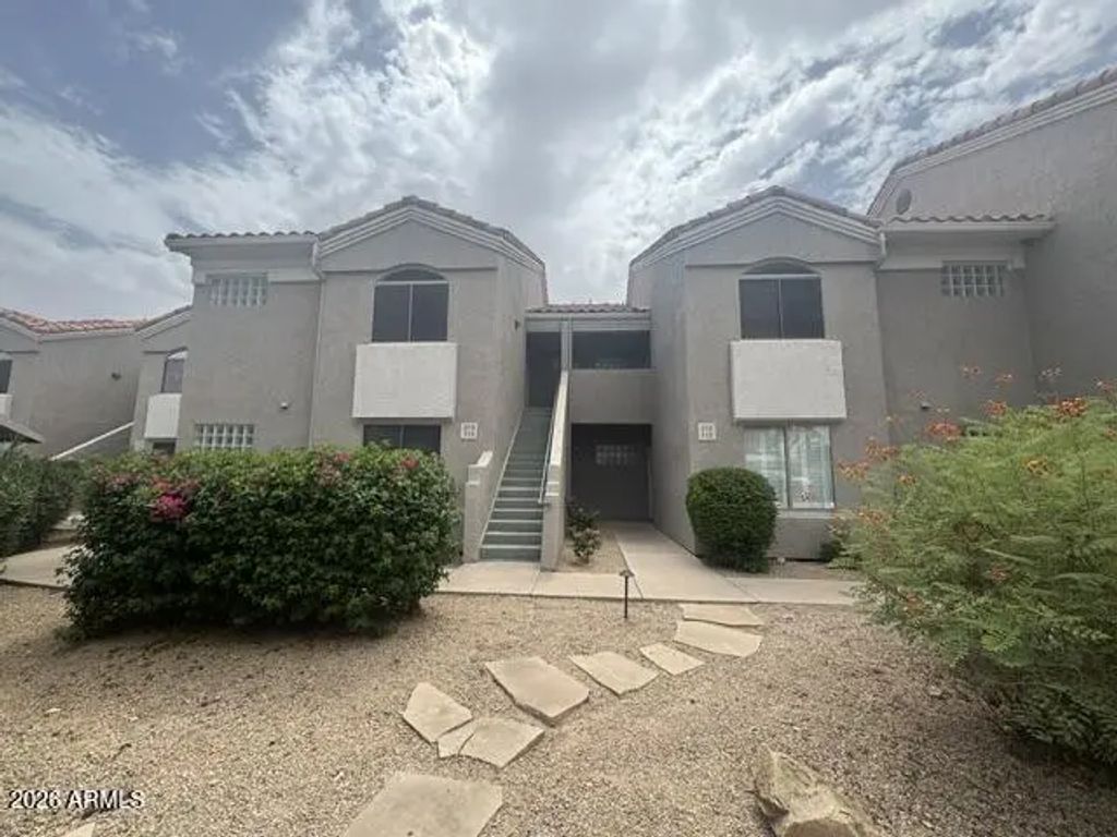 5249 E Shea Boulevard (unit 212), Scottsdale