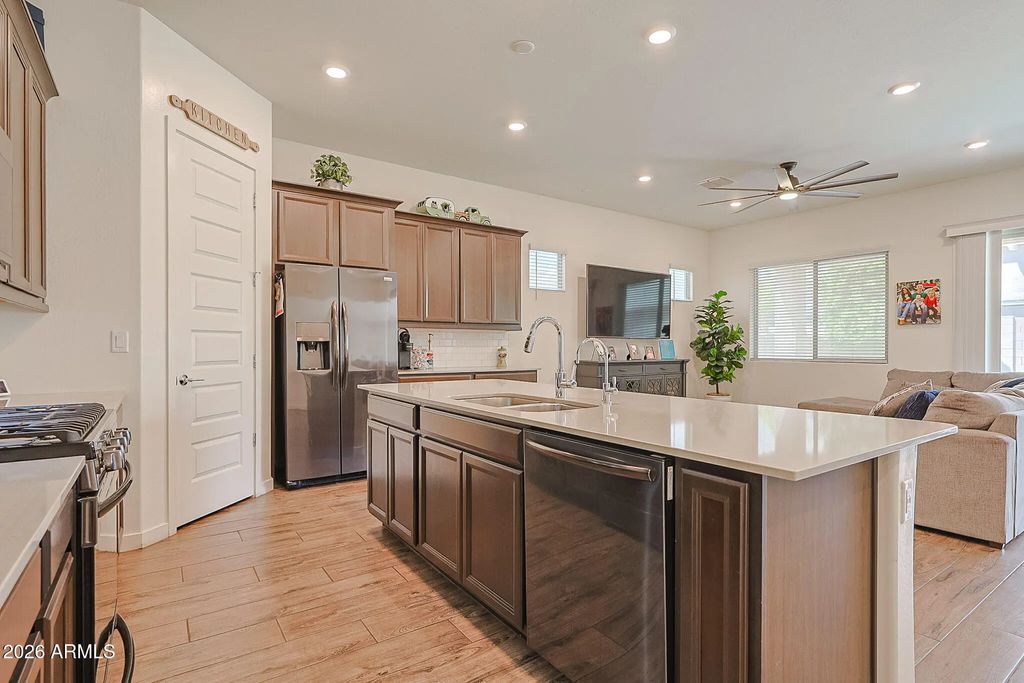 23942 N 166th Lane, Surprise