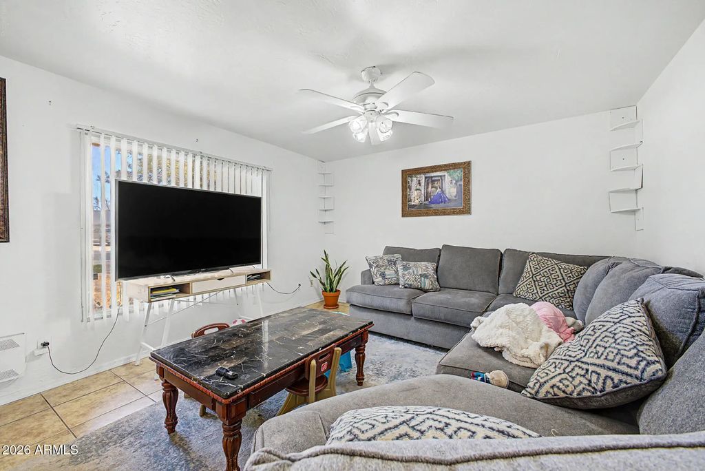 5419 W Butler Drive, Glendale