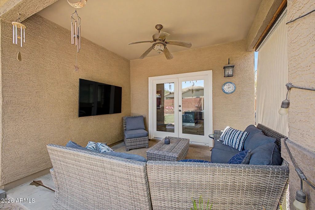 72 W Dragon Tree Avenue, Queen Creek