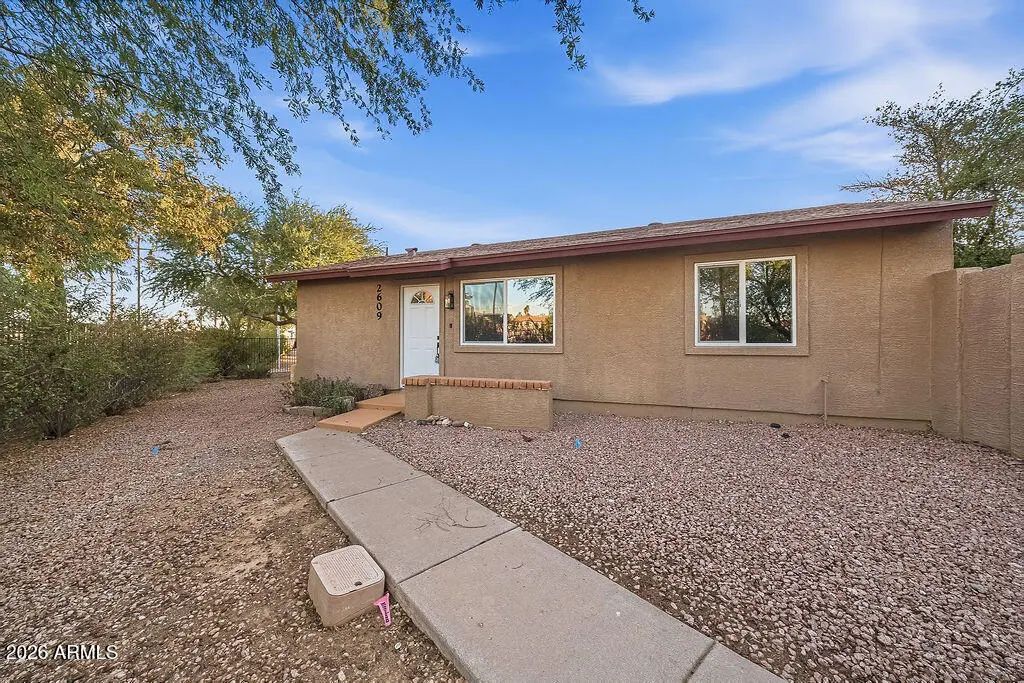 2609 E Lemon Street, Tempe
