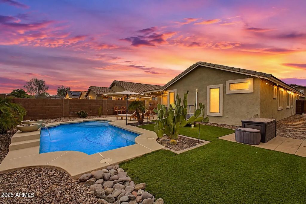 15465 W Shangri La Road, Surprise