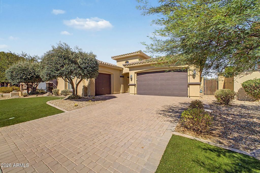 2305 N 156th Drive, Goodyear