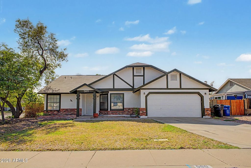 560 S 37th Street, Mesa