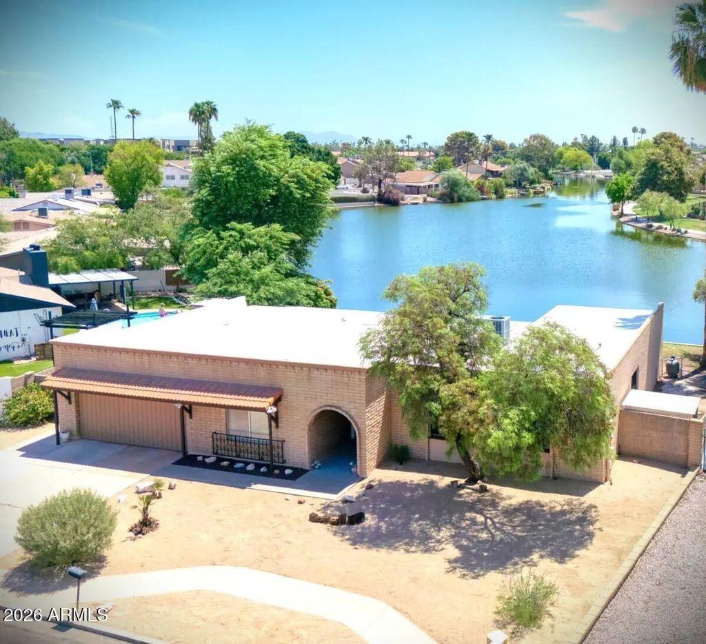 2301 W Impala Avenue, Mesa