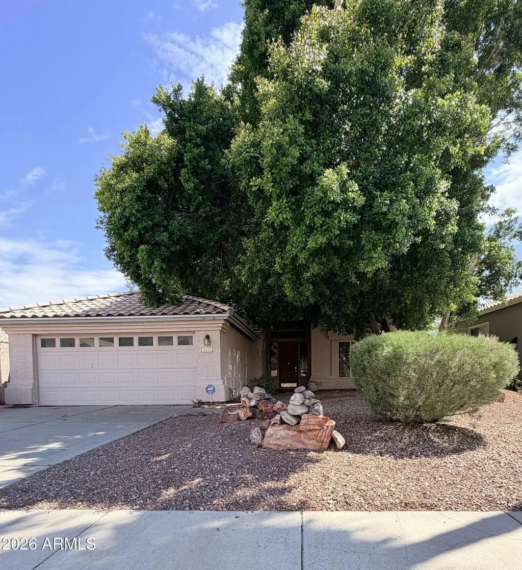 5215 W Tonopah Drive, Glendale
