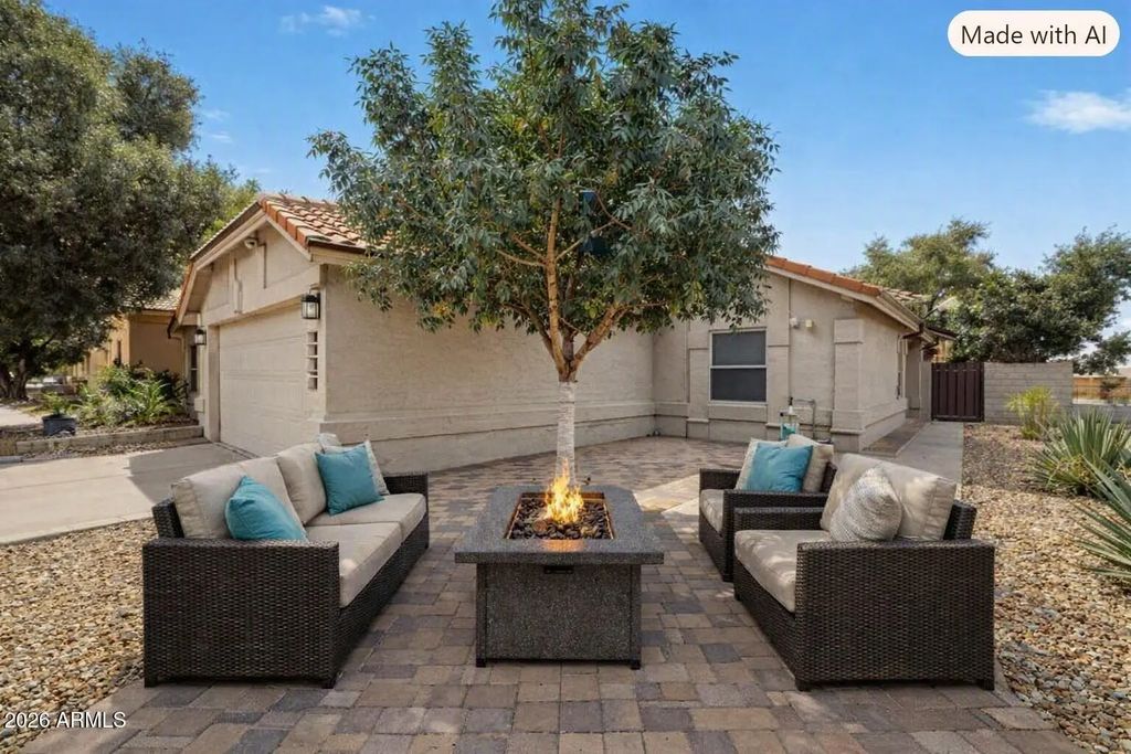 4407 E Amberwood Drive, Phoenix