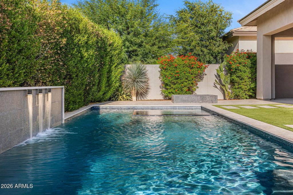 5534 E Alan Lane, Paradise Valley