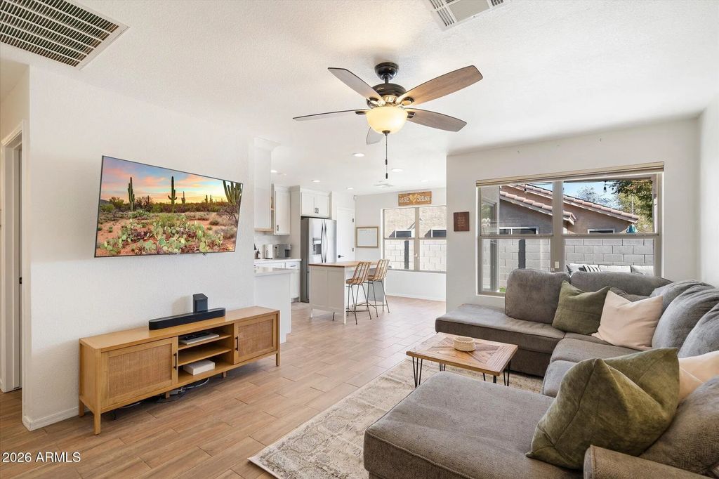 716 E Rose Marie Lane, Phoenix