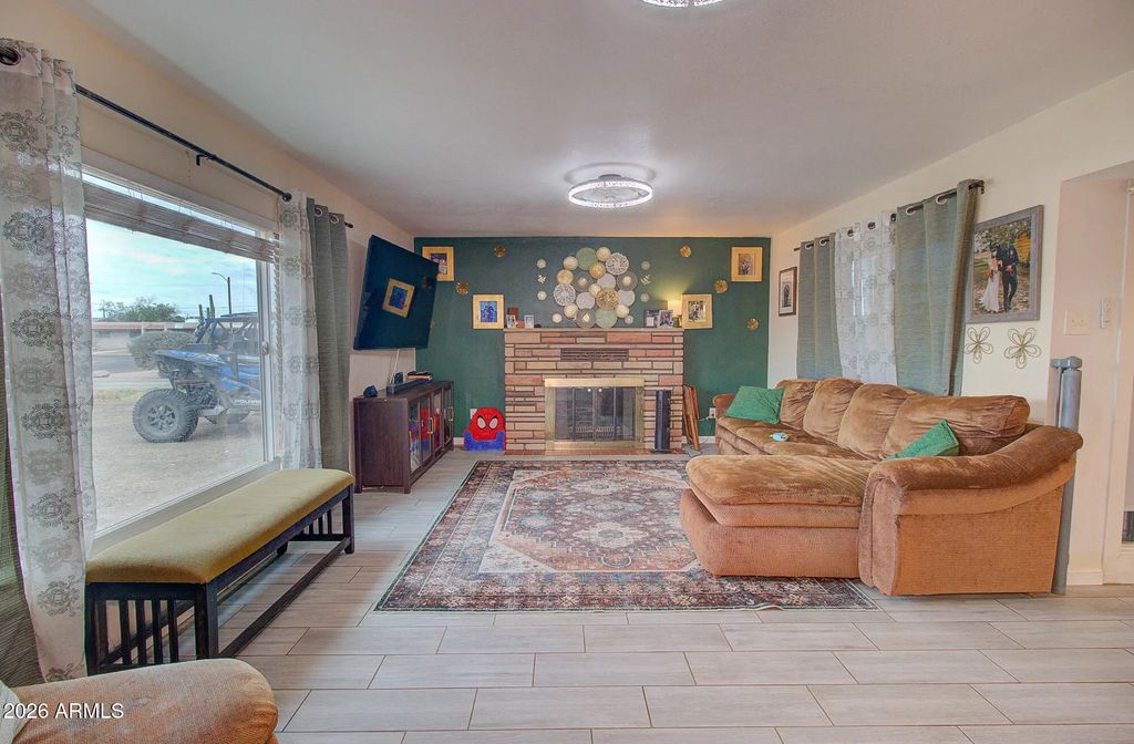 1128 N Walnut Drive, Casa Grande