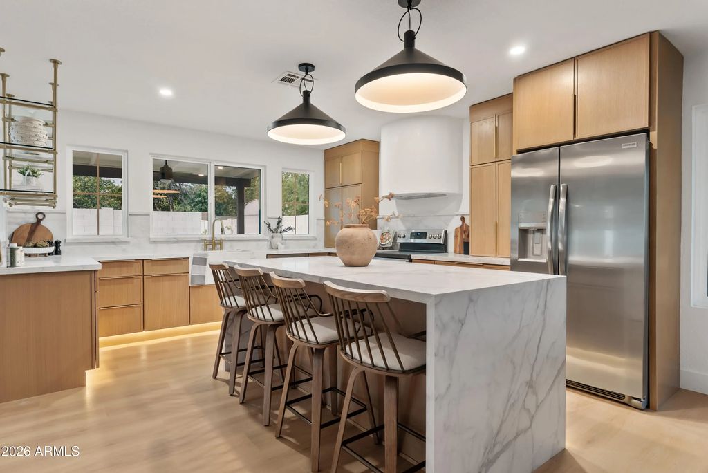 4852 E Betty Elyse Lane, Scottsdale